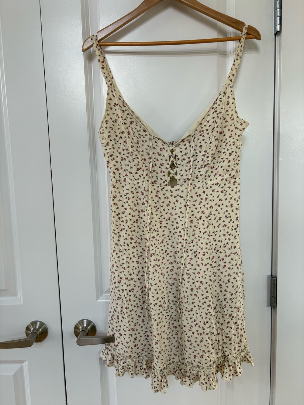Ralph Lauren Cream Lined Floral Spaghetti  Strap Dress Mini Length